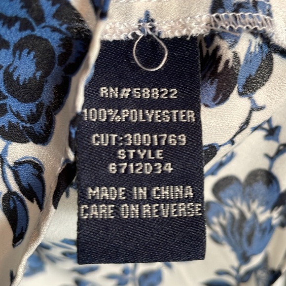 Women’s M Max Edition ruffle top blue/black scoop neck floral lightweight flowy - Picture 4 of 12